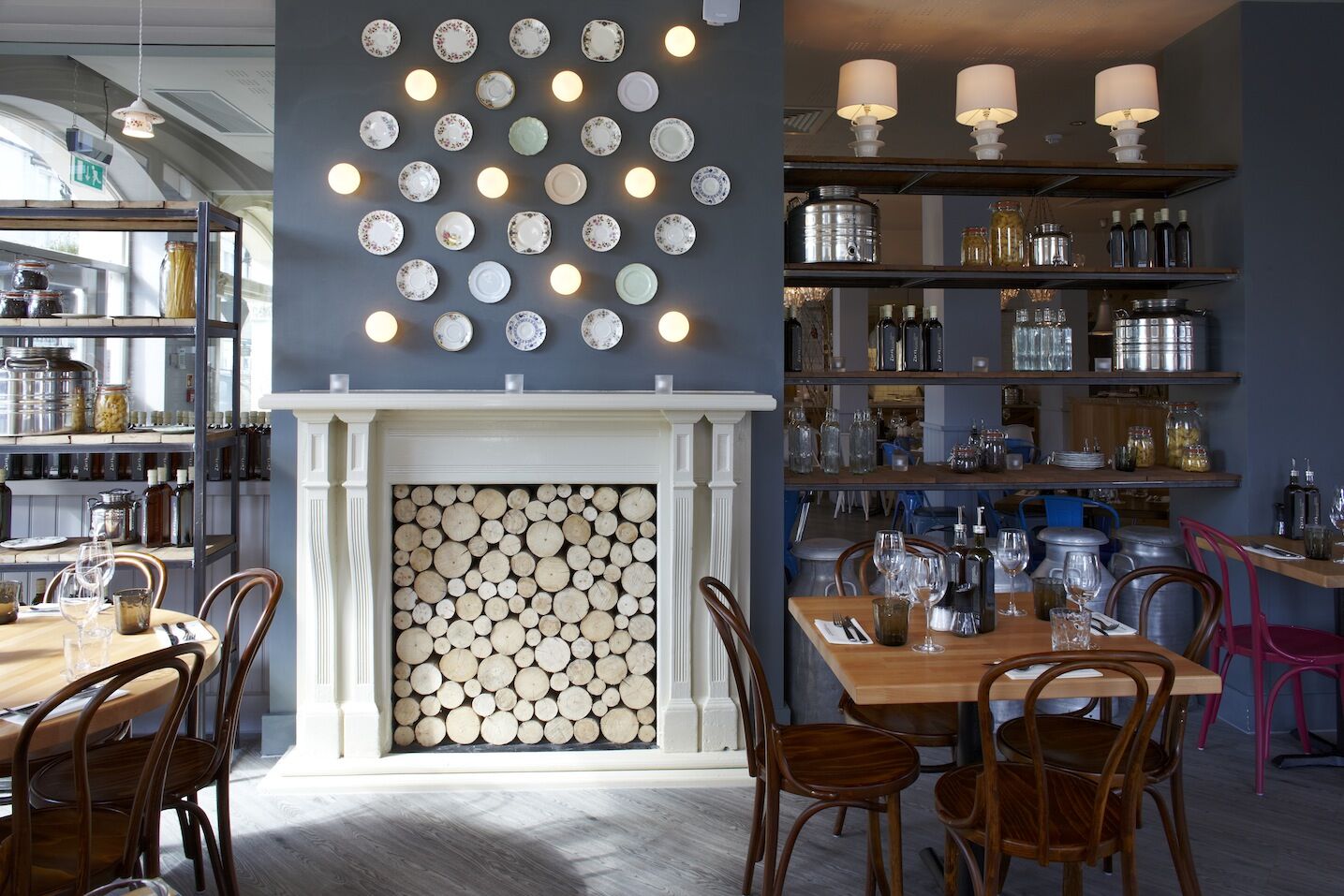 Zizzi Harrogate — feature wall and ceiling finishes