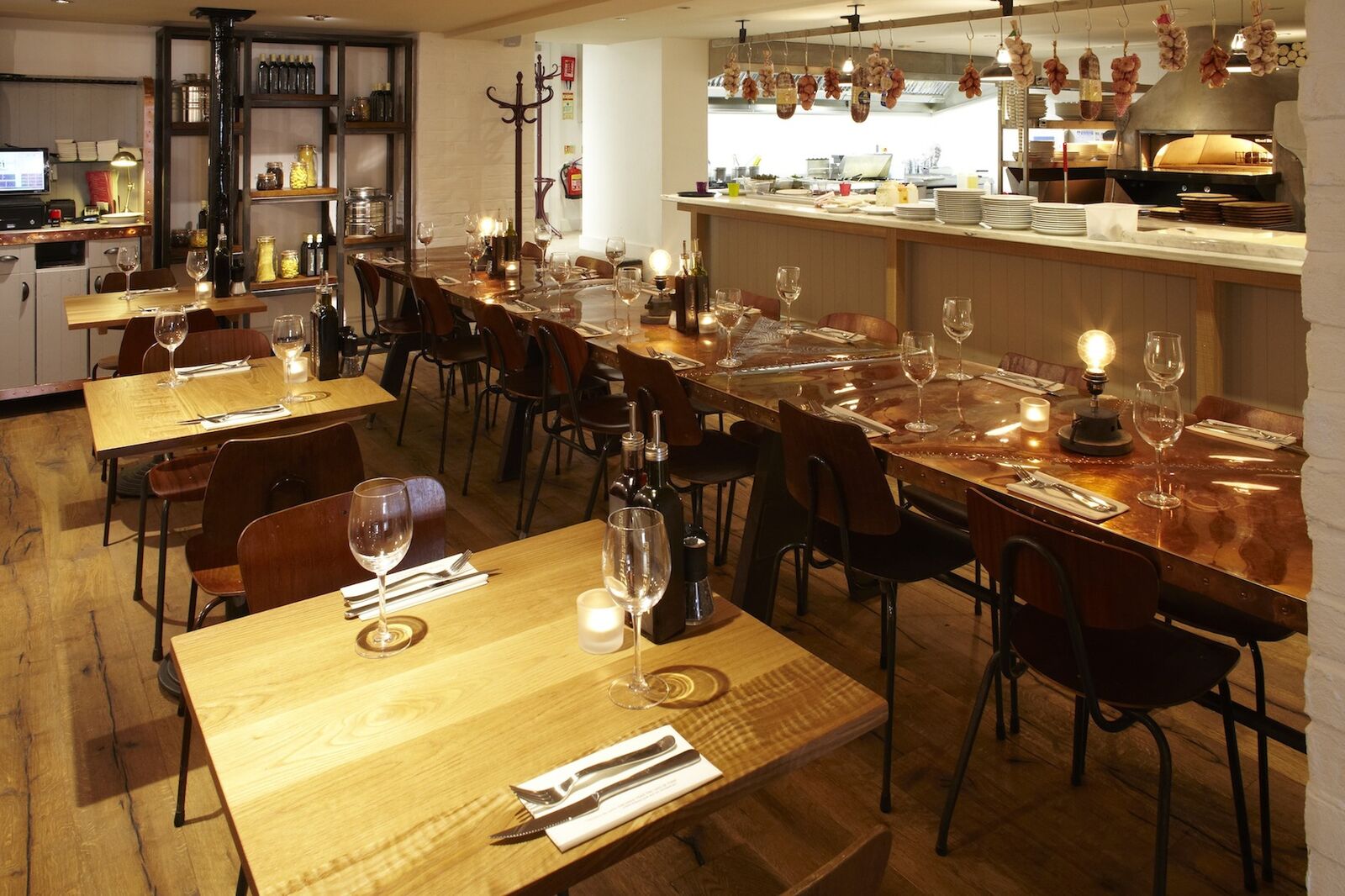 Zizzi Shrewsbury — bespoke booth seating and joinery
