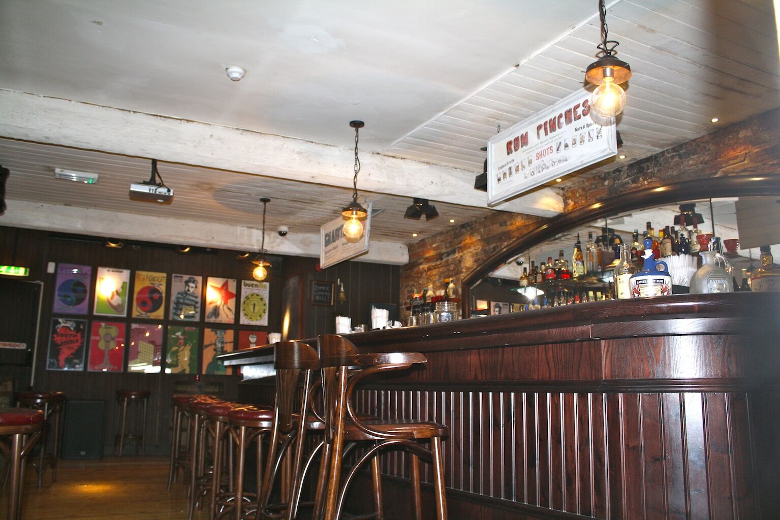 Revolution Leeds — bespoke booth and banquette seating