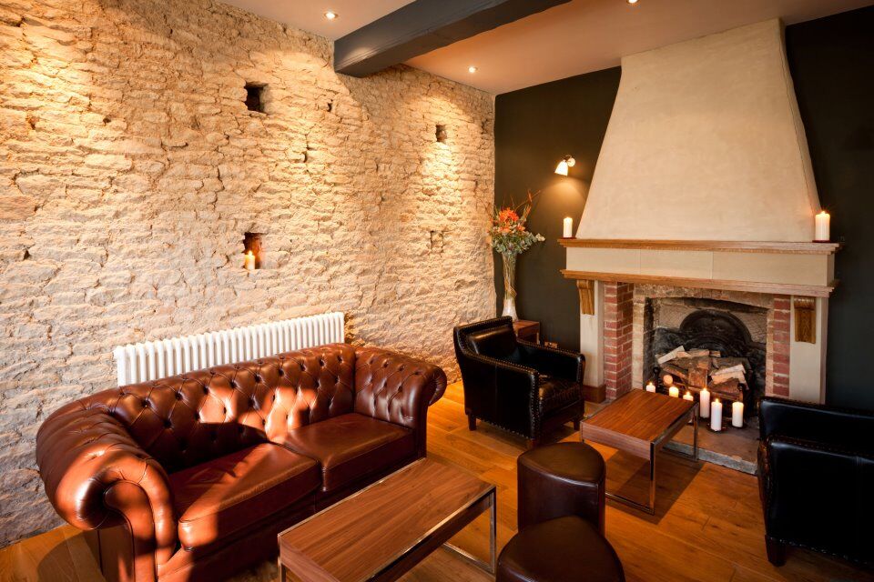 The Blue Boar Hotel Witney — hotel bar and reception area fit-out