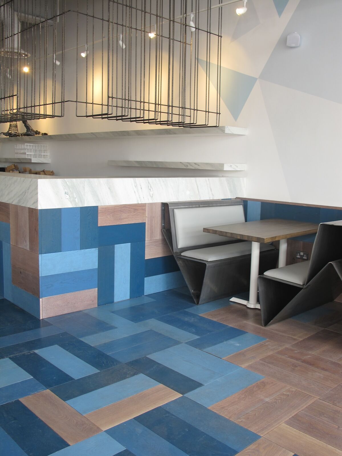 Zizzi Mermaid Quay Cardiff — main dining area with brand finishes