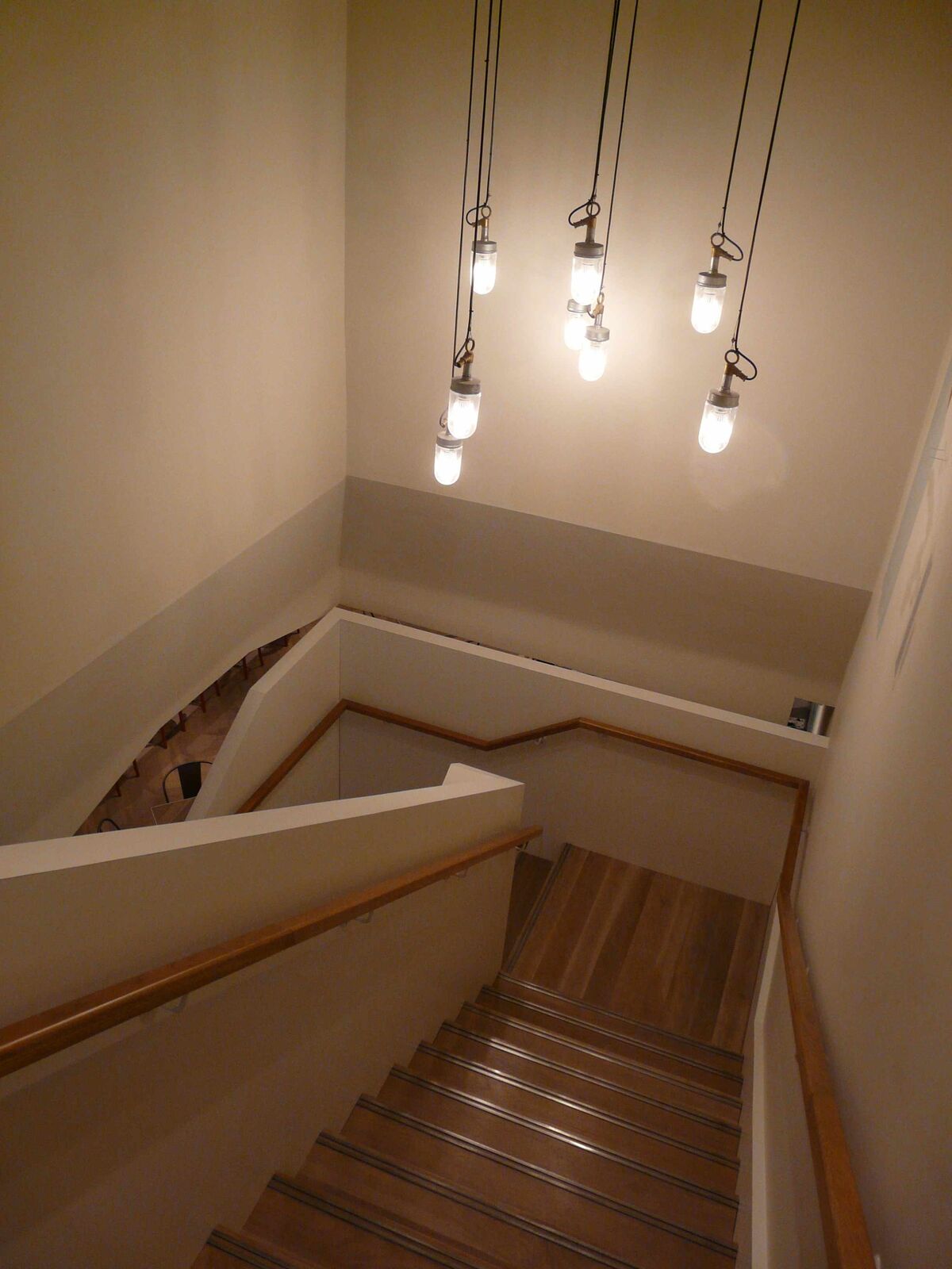 Zizzi Watford — tiling and floor finish