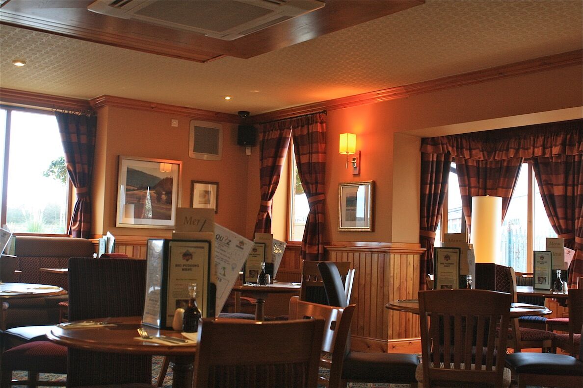Cloverleaf Cramlington — main dining room seating and warm decorative finishes