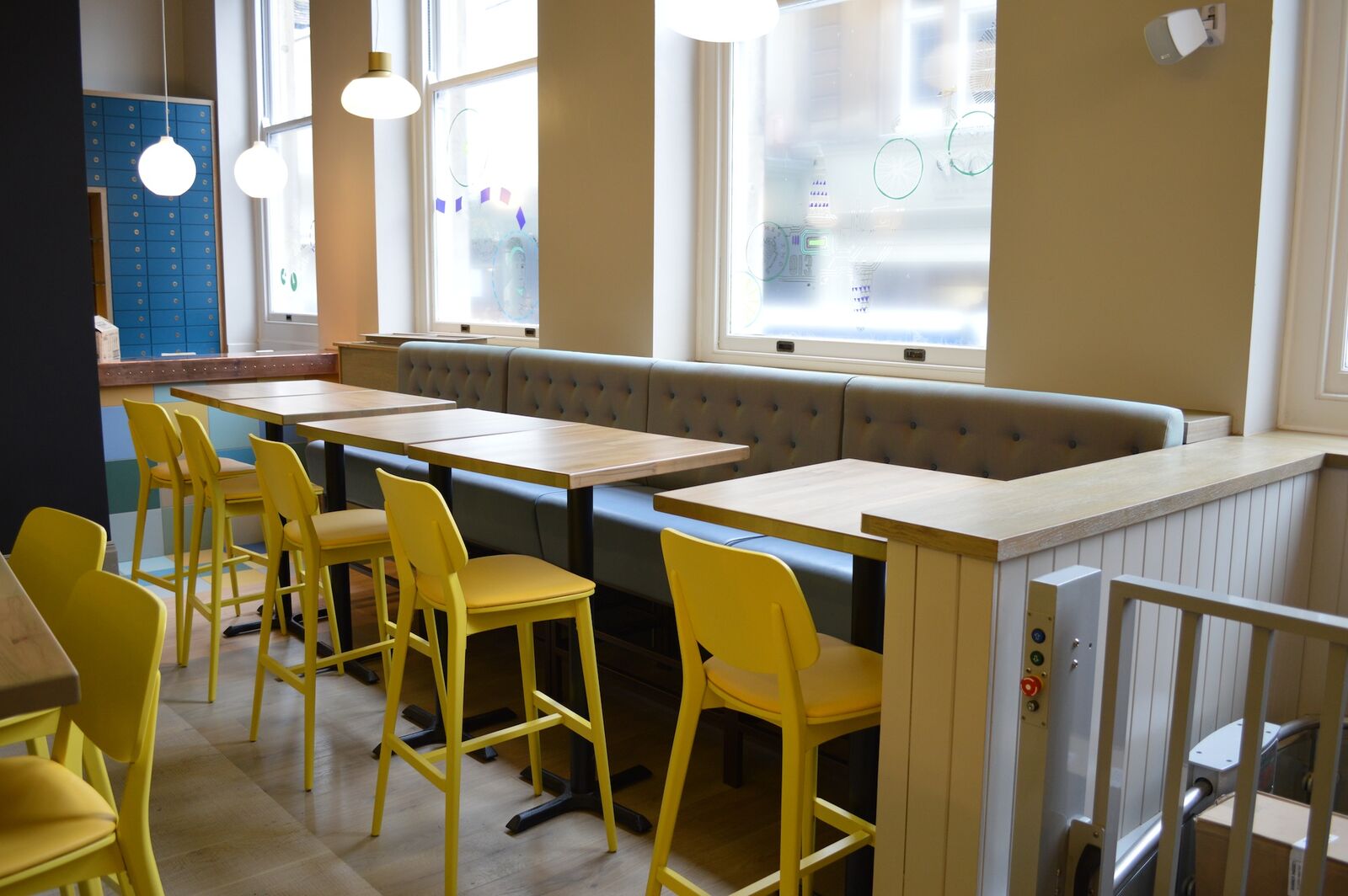 Zizzi Cambridge — booth seating and fitted joinery