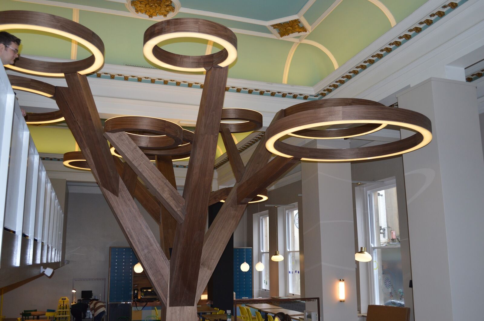 Zizzi Cambridge — kitchen and service installation