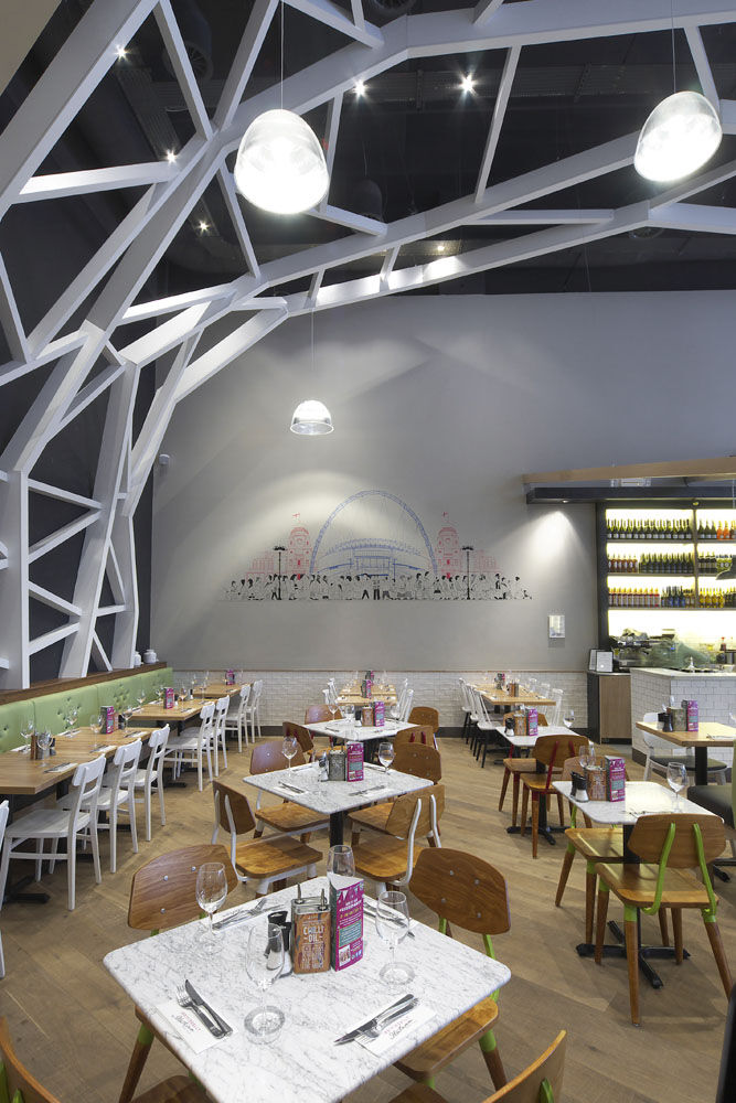 Zizzi Wembley — bespoke bar and back-bar joinery installation