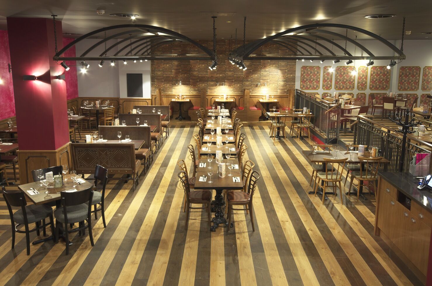 Zizzi Piccadilly Manchester restaurant fit-out — signature brand interior with bespoke joinery