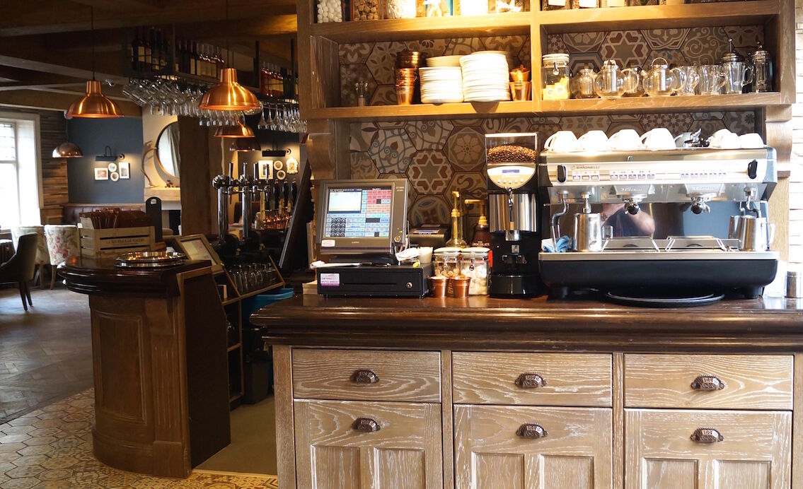 The Waggon Uppermill — bespoke fitted seating and booth joinery
