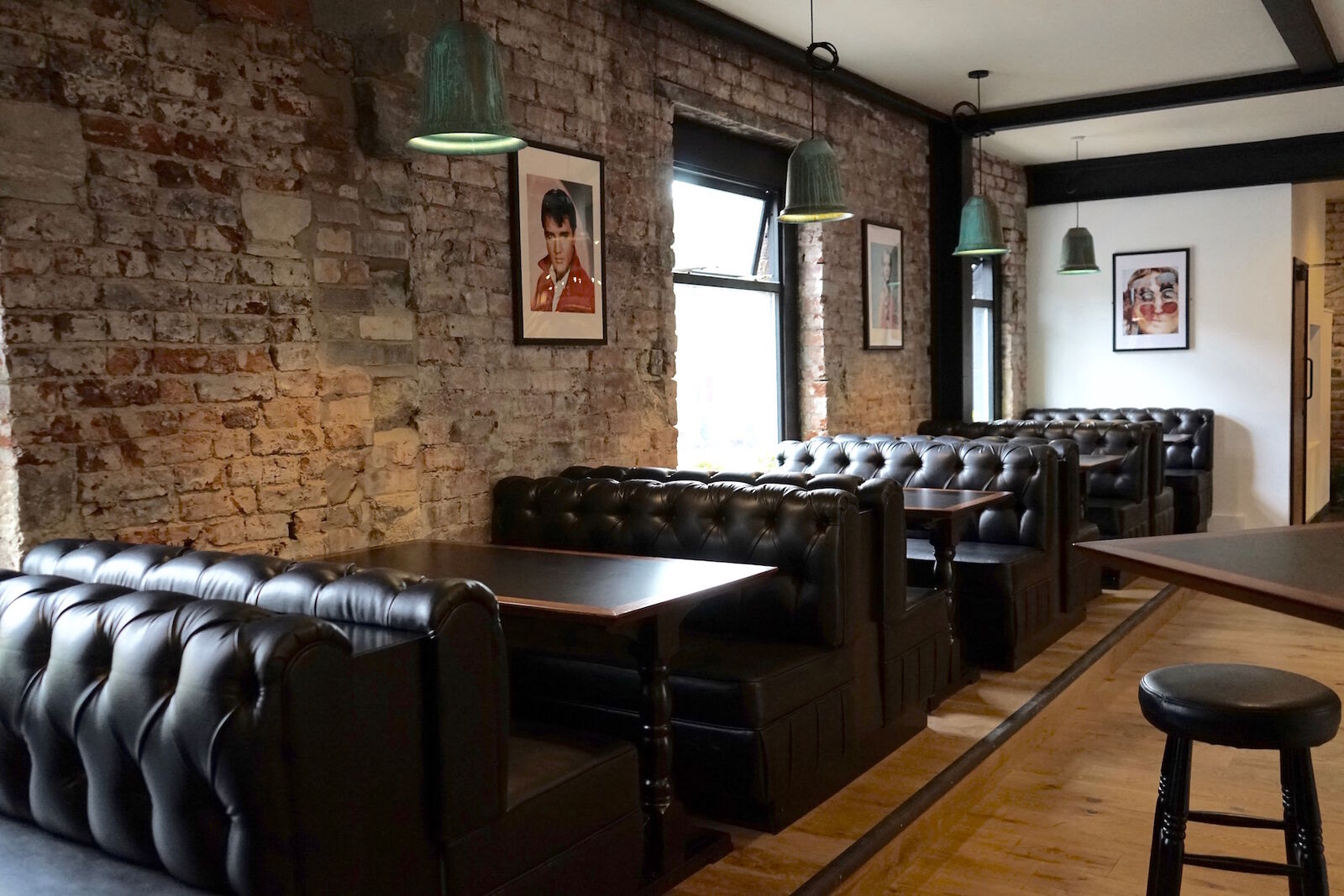 Muse Uppermill Saddleworth restaurant and bar — new-build extension with interior fit-out